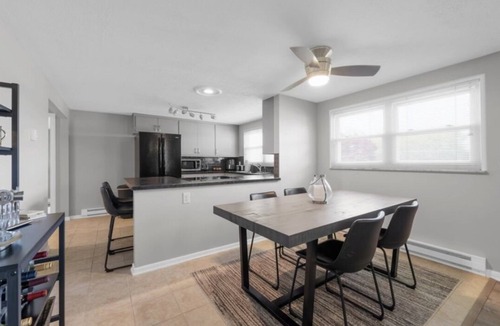 Nashport House | 1 Mile from Buckeye Lake - New 2023 HOT TUB and Dog Friendly