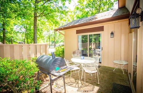 Hot Springs Village House | 10378 - 27 Turquesa Place