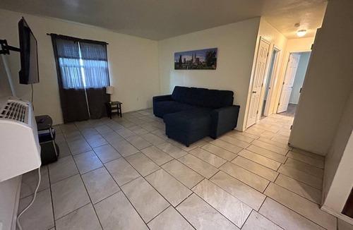 Lawton Apartment | 14% discount for 1 week 22% discount for 1 month