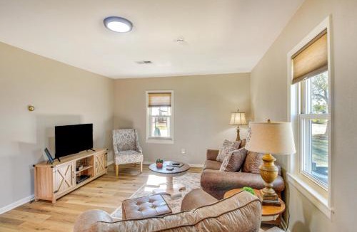 Drexel House | 15 Mi to La Cygne Lake: Peaceful Ranch Home