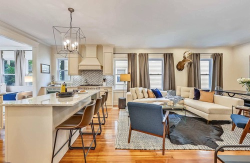 Forest Hills - Woodbourne Condo | 15BR Boston Entire Building | 3 Living Spaces