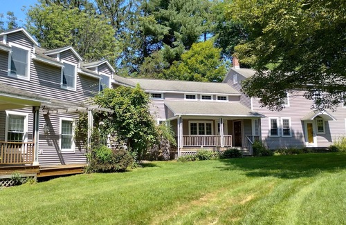 Canaan House | 1700s Farmhouse W/Mountain Views