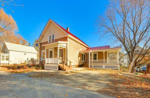 Springfield House | 18 Mi to Skiing: Colorful Home in Springfield!