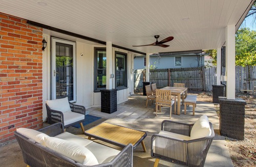 Blue Springs Cottage | 19 Mi to Kansas City: Group Retreat w/Game Room!