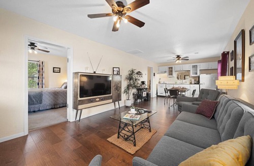 Russellville Apartment | 1950s Charm with Modern Amenities on Arkansas River!