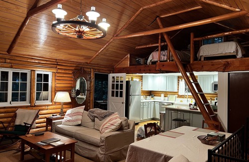 Voluntown Cabin | 1960's Log Cabin Canoe, Fire Pit & Starry Nights