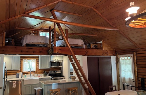Voluntown Cabin | 1960's Log Cabin Canoe, Fire Pit & Starry Nights