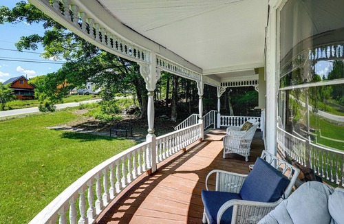 Brownville Cottage | 2-acre Property: Victorian Home in Brownville!