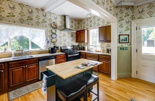 Brownville House | 2-Acre Property: Victorian Home in Brownville!