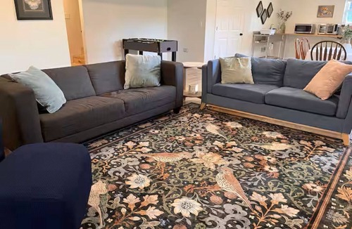 Raytown Apartment | 2-Acre Retreat Minutes from World Cup