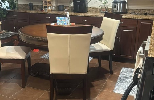 Falls Church House | 2 Bdrm Aloha home Falls Church