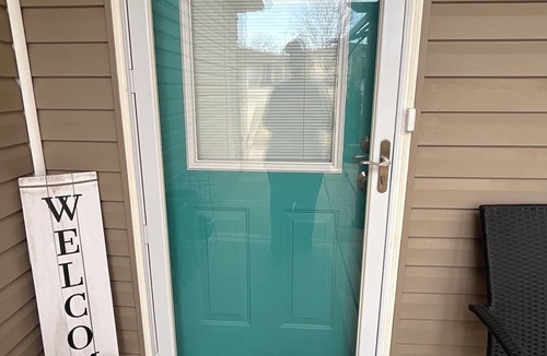 Independence Condo | 2 bdrm - Condo in Independence, MO close to Chiefs stadium/World Cup, coolAC,