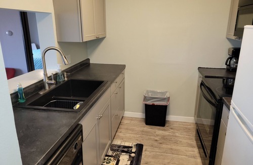 Cedar Rapids Apartment | 2 Bed 2 Bath Spacious Apartment Downtown Cedar Rapids
