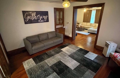 Franklin Park Apartment | 2-bedroom apartment in serene Columbus with AC for relaxing stays