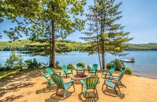 Holderness House | 2 Bedroom Rental on Squam Lake (Suite 4)