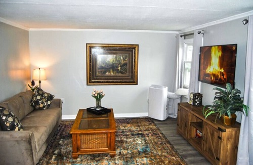 Nashua House | 2 bedroom with queen sofa sleeper