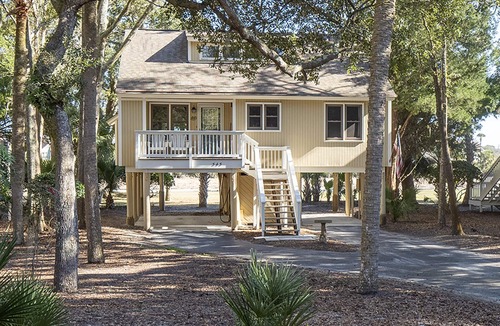 Tarpon Pond Cottage | 2 BR + Loft/2BA Tarpon Pond Cottage! Great Views! Amenity access included