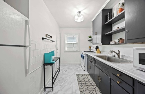 Audubon Apartment | 2 Charming Units Close to Downtown & Expo Center