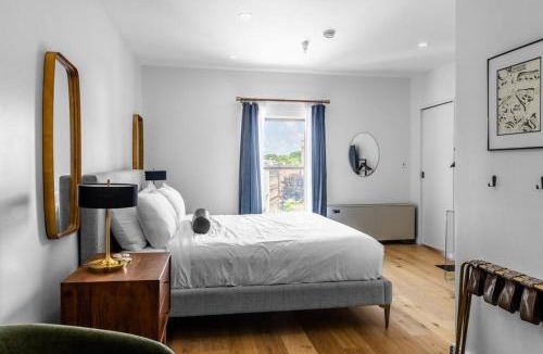 Bangor Apartment | 2 King Beds, Historic DTWN Hotel, Steps 2 Restaurants Room # 405