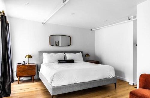 Bangor Apartment | 2 King Beds, Historic DTWN Hotel, Steps 2 Restaurants Room # 405