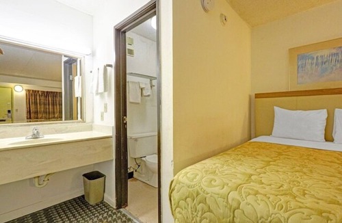 Brookville Hotel | 2 Pet-Friendly Accommodations w/Free Parking near Sycamore State Park