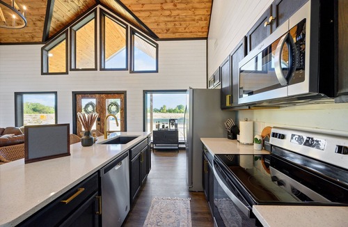 Golden Cabin | 2 Riverfront Cabins | Heated Pools | Sleeps 22