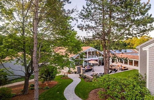 Rockport Hotel | 2-Star Hotel ∙ Rockport Inn and Suites