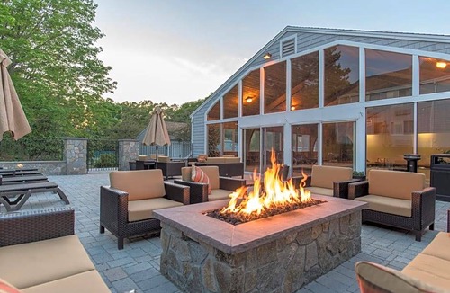 Rockport Hotel | 2-Star Hotel ∙ Rockport Inn and Suites