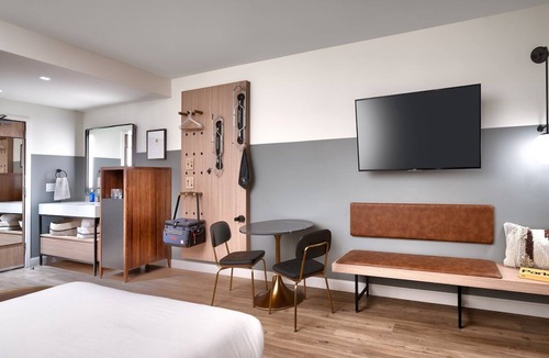 Moab Hotel | 2 Units | Near Downtown Deluxe Stay | Gravity Haus, Outdoor Pool