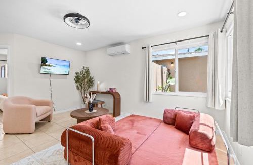 Tustin House | 20 percent OFF Fully Furnished 2BR in Prime Tustin