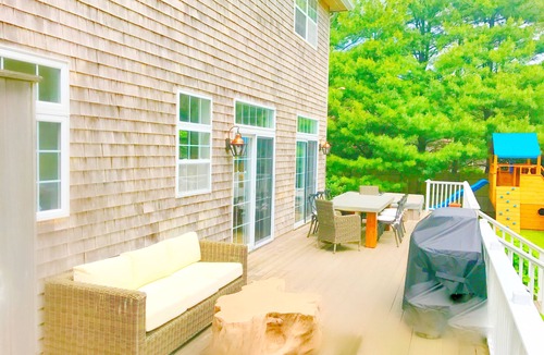 Lion Head Beach House | 2026 Summer Rental Available in East Hampton. Private Bay Beach Community!