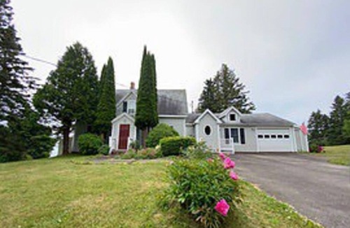 Eastport House | 27 acres nestled on the coast of Cobscook Bay