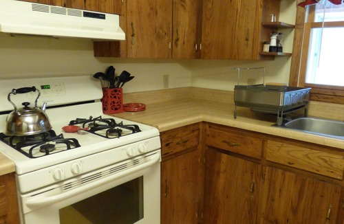 Leadsville House | 27 Riverfront Acres of Serene Mountain Views - Dog and Kid paradise!