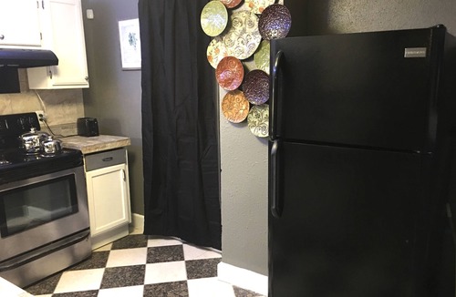 18th and Vine District House | 2Bed/2Bath Duplex 2nd Floor House, 6 min. Med.Ctr., 7min.Downtown