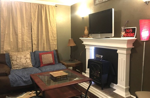 18th and Vine District House | 2Bed/2Bath Duplex 2nd Floor House, 6 min. Med.Ctr., 7min.Downtown