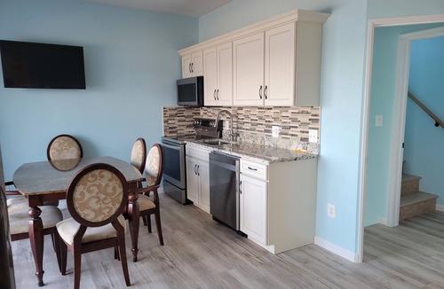 Broadkill Beach Condo | 2BR condo, 2nd floor. FREE kayaks and bikes. Hot Tub and Sauna - extra fee.