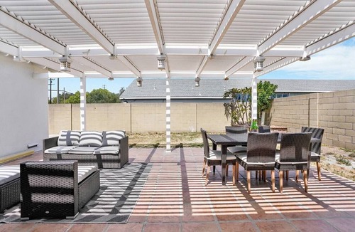 Fullerton House | 2BR Home | Private Backyard · Near Disneyland