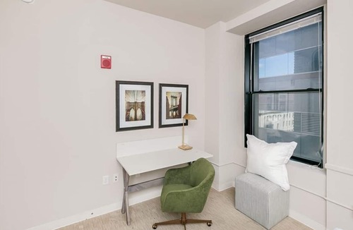 Downtown Baltimore Apartment | 2BR Stunning Lux Apartment Free Parking, Rooftop Deck & Gym, ADA Compliant