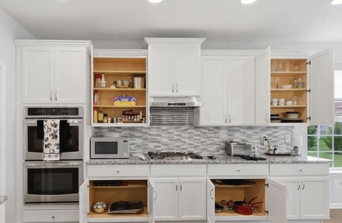 Middletown House | 2Br2Ba Retreat Elevated Living A Professional Haven in Middletown, DE