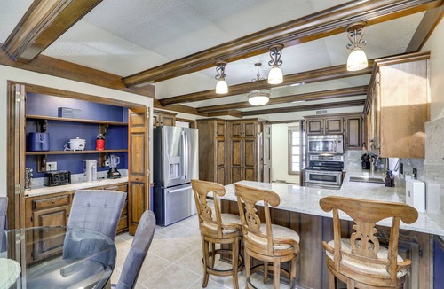 Blue Springs House | 3,000-Sq-Ft Group Getaway w/Pool Near Kansas City