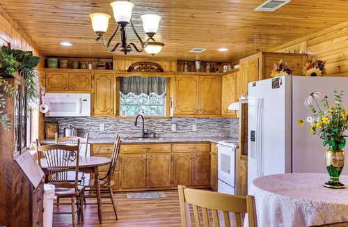 Mount Ida House | 3 Acres w/Pond & Trails! Serene Mount Ida Retreat