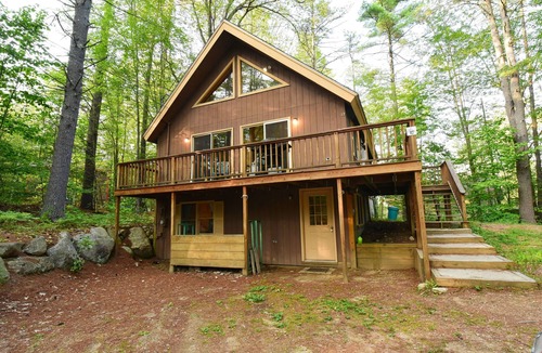 Eidelweiss Village House | 3 Bedroom, 2 Bath Pet Friendly Rental with Sleeping for 10 People
