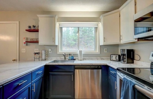 Intervale Condo | 3-bedroom condo in central Bartlett location with Mountain View’s!