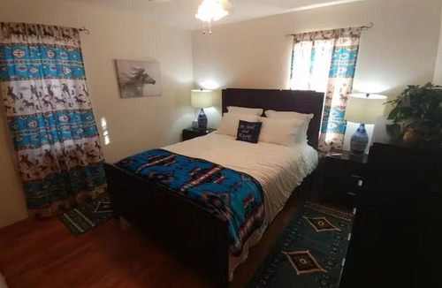 Waynoka House | 3-bedroom house in delightful Waynoka with cool AC breeze