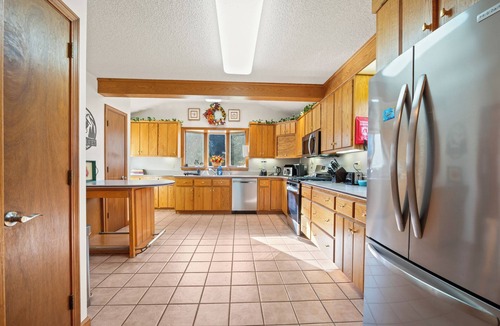 Mansfield Depot House | 3-bedroom house in lovely Coventry on Eagleville Lake, 5 minutes from UConn.