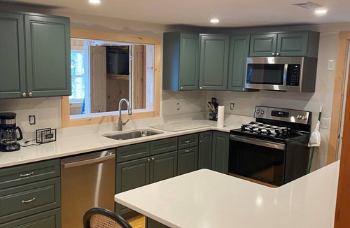 Gilmanton House | 3 Bedroom Lakefront Cottage on Shellcamp Lake, Gilmanton NH