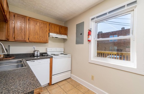 Weinland Park House | 3 Bedroom near The Shoe- Newly remodeled