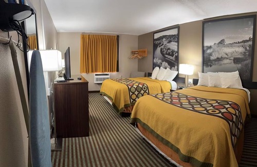 Lexington Hotel | 3 Budget-Friendly Rooms Designed for Rest and Adventure | Near Attractions
