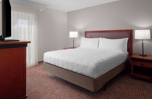 Snail Hotel | 3 Executive Suites | 1 Bed Each | Sunnyvale Location
