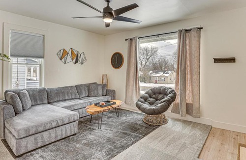 Youngstown Apartment | 3 Mi to Downtown Youngstown: Updated Apartment
